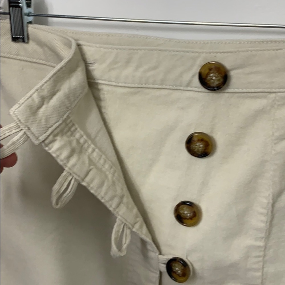 86. By Together, Cream corduroy miniskirt with tortoise color buttons 🌟HP 9/20🌟 - Picture 4 of 6